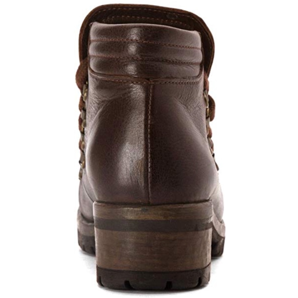 NIB Rugged Heart Leather Boots - Picture 4 of 8